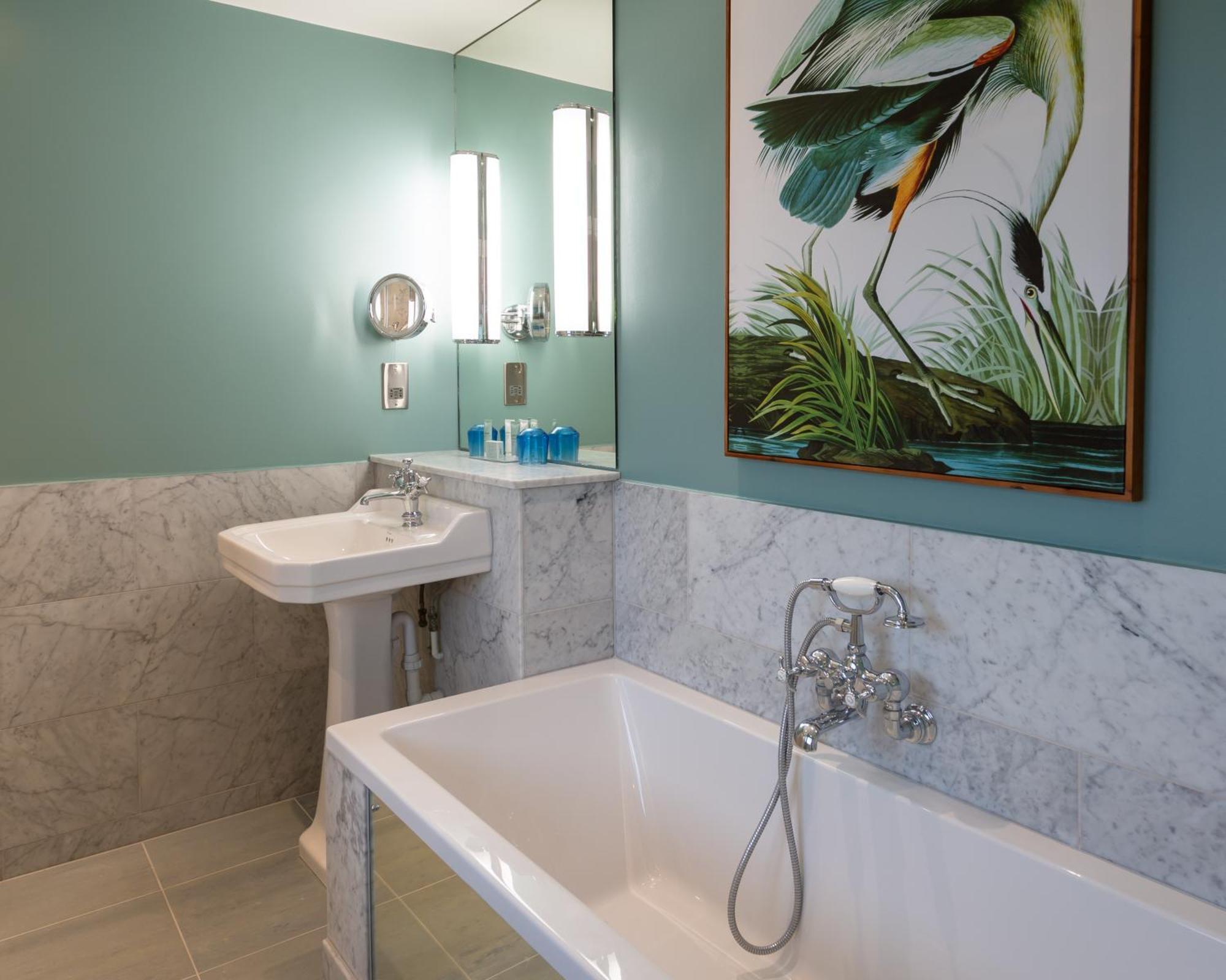 Roslin Hotel 4*