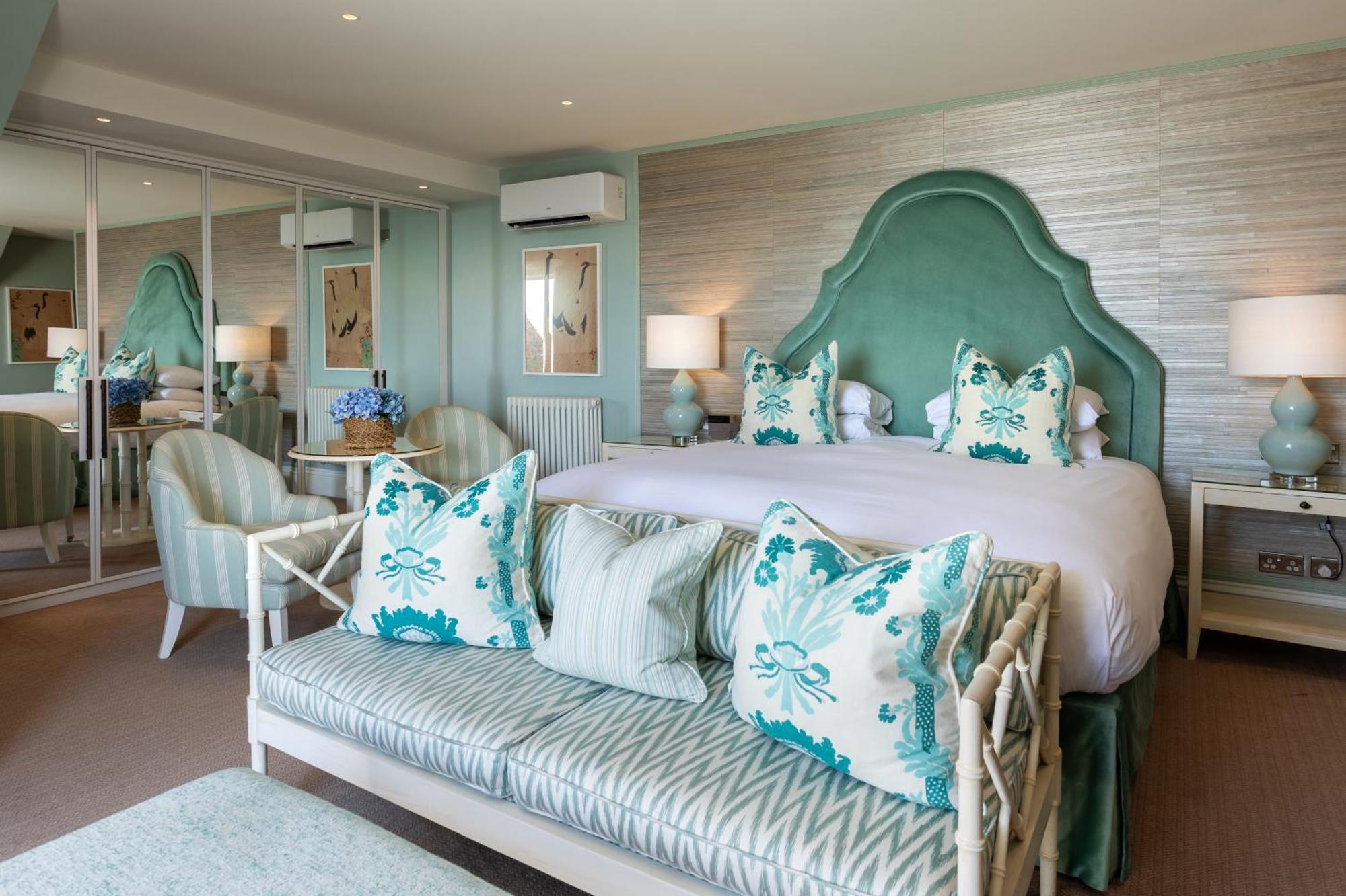 Roslin Hotel 4*